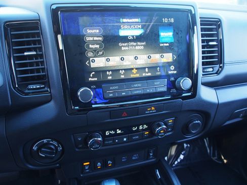 Used 2022 Nissan Frontier PRO-4X w/ Pro-4X Premium Package image 24