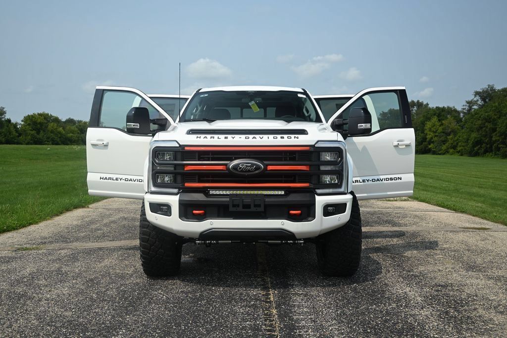 New 2026 Ford F250 Lariat w/ Black Appearance Package AWD/4WD image 38