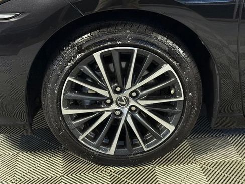 Certified 2025 Lexus ES 350 w/ Premium Package FWD image 17