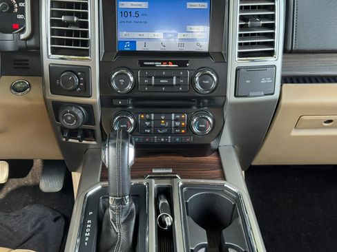 Used 2016 Ford F150 Lariat AWD/4WD image 16