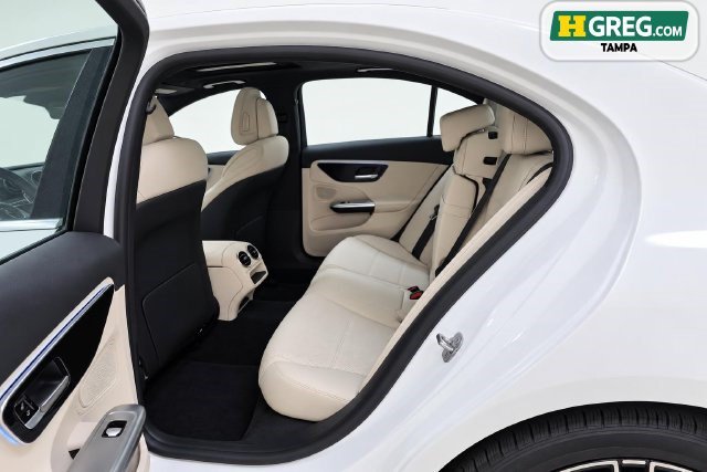 Used 2024 Mercedes-Benz C 300 Sedan image 12