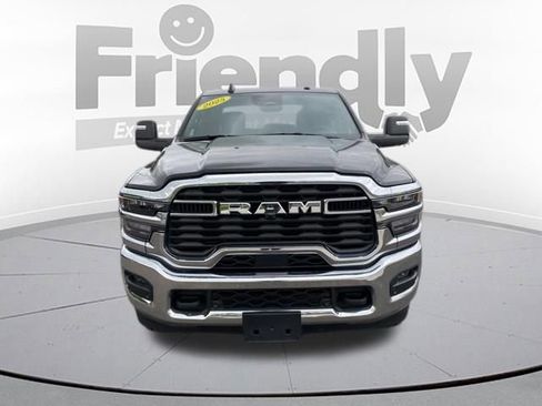 Used 2025 RAM 2500 Big Horn AWD/4WD image 8