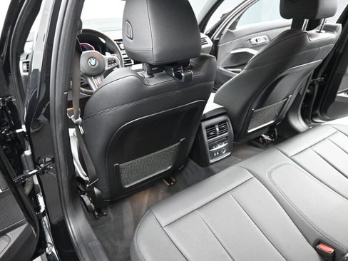 Used 2020 BMW 330i Sedan w/ M Sport Package RWD image 29