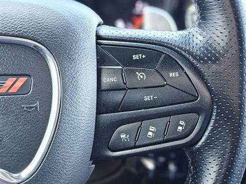 Used 2024 Dodge Durango GT RWD image 15
