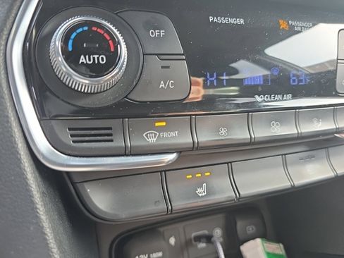 Used 2020 Hyundai Santa Fe SEL w/ Convenience Package image 27