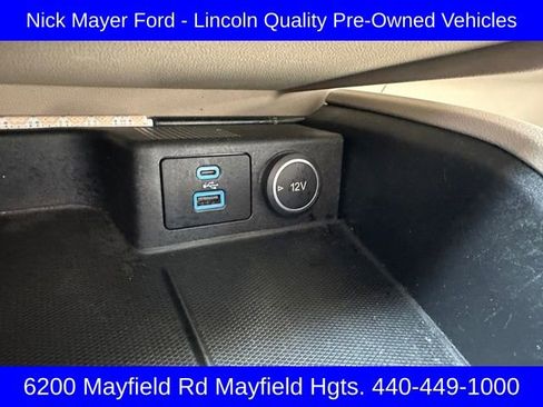 Used 2020 Ford Escape SE image 14