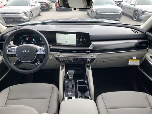 New 2025 Kia Telluride S image 18