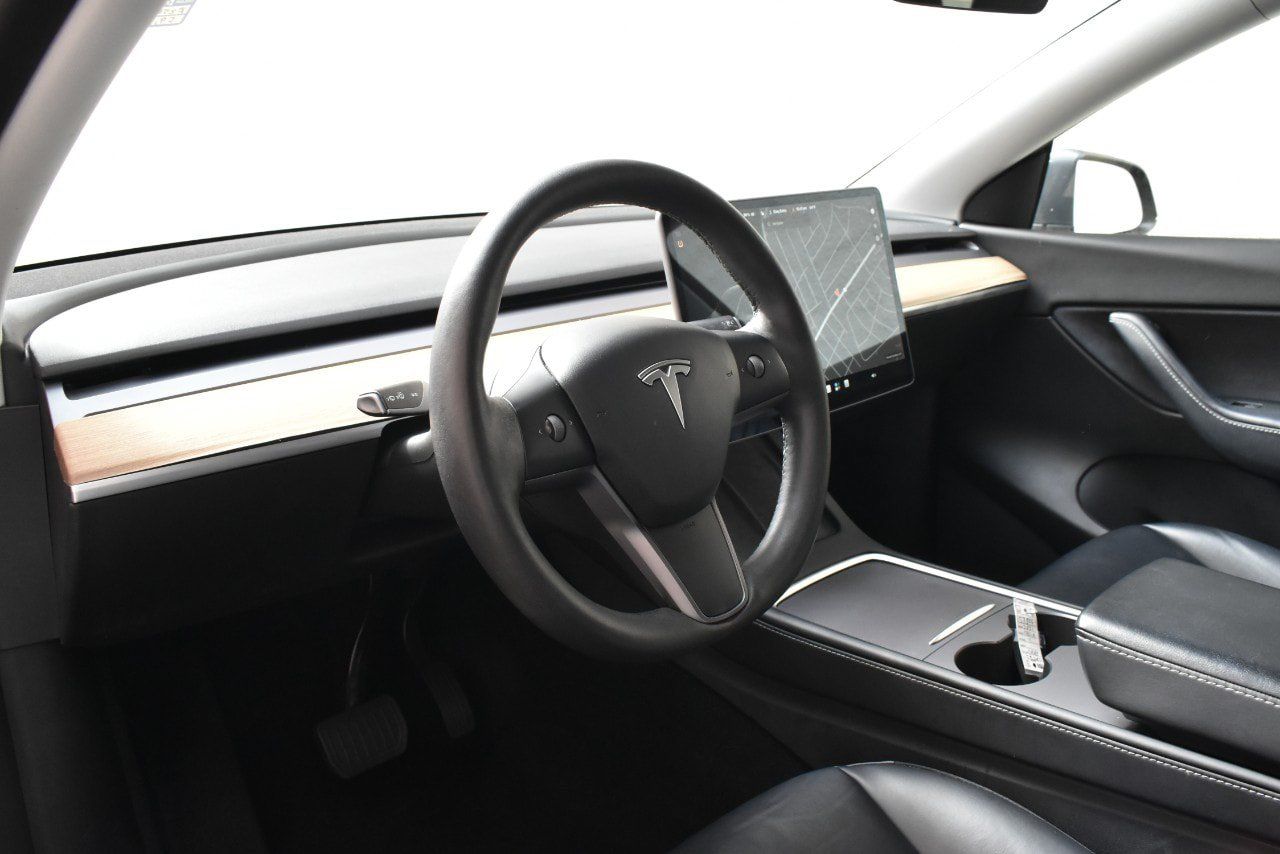Used 2021 Tesla Model Y Long Range AWD/4WD image 12