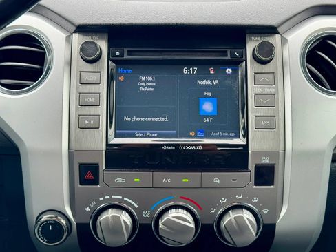Used 2018 Toyota Tundra SR5 AWD/4WD image 14
