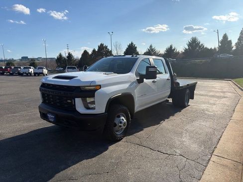 Used 2023 Chevrolet Silverado 3500 W/T w/ WT Fleet Convenience Package image 3