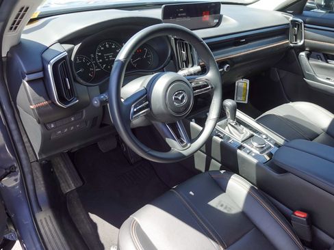 Used 2025 MAZDA CX-50 AWD 2.5 S w/ Premium Plus Pkg image 11