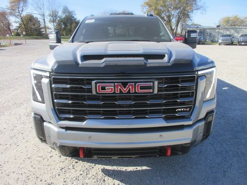 New 2026 GMC Sierra 2500 AT4 w/ AT4 Premium Plus Package image 12