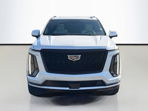 Certified 2025 Cadillac Escalade ESV Sport Platinum AWD/4WD image 2