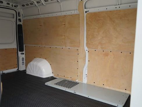 Used 2024 RAM ProMaster 2500 w/ Premium Convenience Group FWD image 44