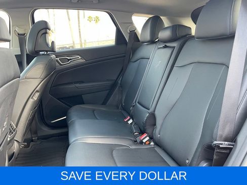 Used 2026 Kia Sportage EX w/ EX Panorama Roof Package FWD image 19