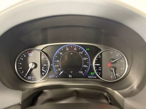 Used 2022 Buick Enclave Premium FWD image 26