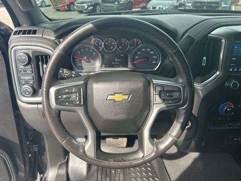 Used 2021 Chevrolet Silverado 1500 LT image 16