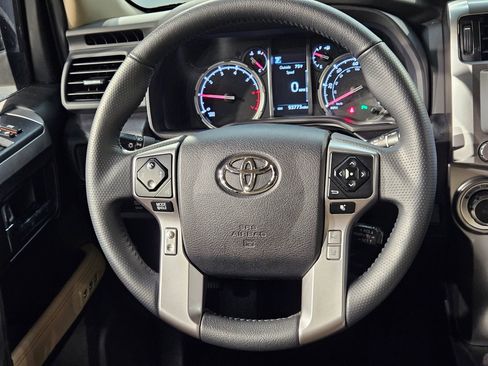Used 2021 Toyota 4Runner Limited RWD image 26