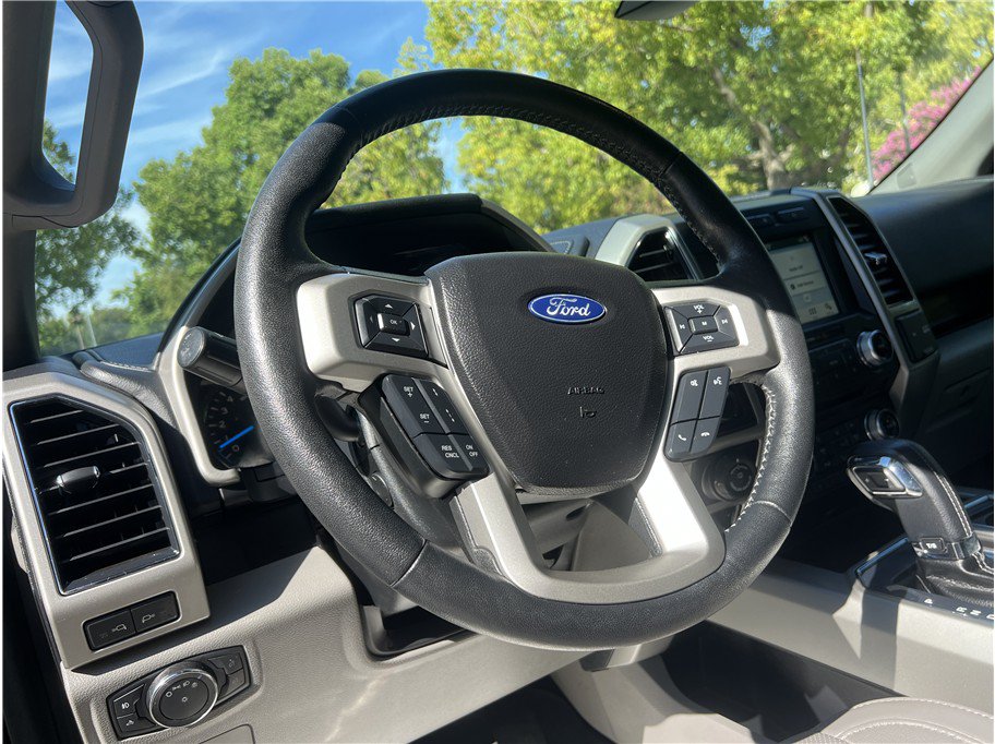Used 2017 Ford F150 Lariat w/ Equipment Group 502A Luxury AWD/4WD image 26