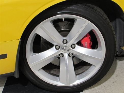 Used 2010 Dodge Challenger SRT8 w/ SRT Option Group II image 88