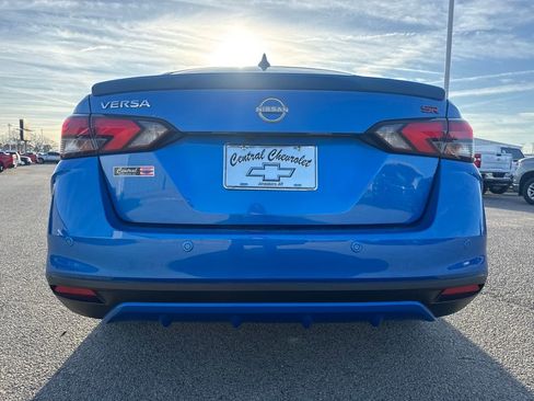 Used 2024 Nissan Versa SR w/ Trunk Package image 5