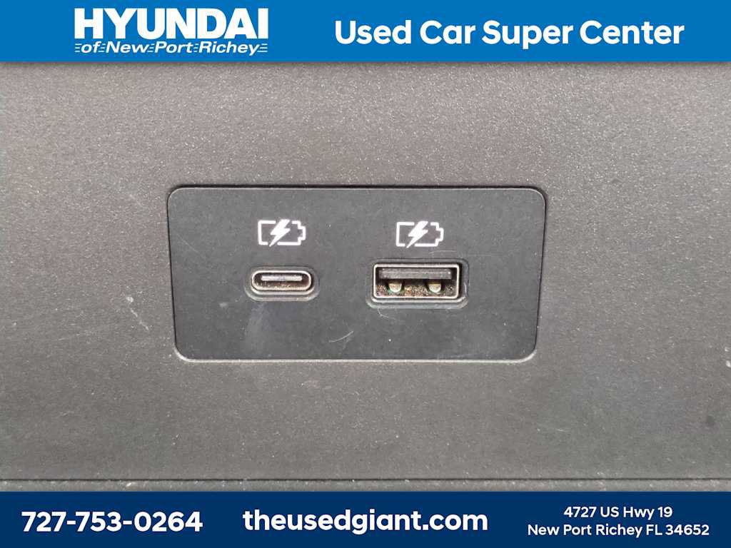 Used 2022 Nissan Rogue SV FWD image 15