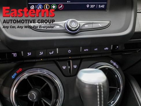 Used 2021 Chevrolet Camaro LT image 20