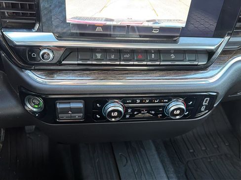 Used 2024 GMC Sierra 2500 SLE w/ SLE Convenience Package image 27