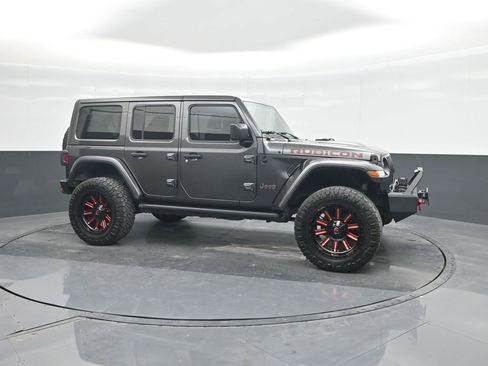 Used 2018 Jeep Wrangler Unlimited Rubicon image 11