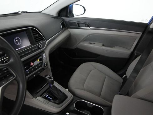 Used 2018 Hyundai Elantra SEL FWD image 18