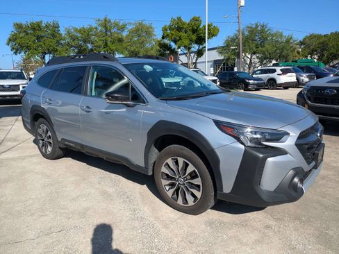 Used 2024 Subaru Outback Limited image 2
