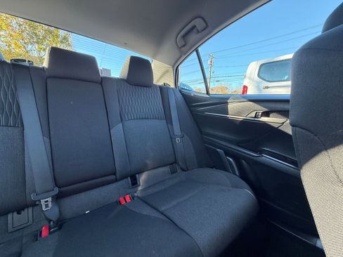 Used 2025 Toyota Camry LE image 36