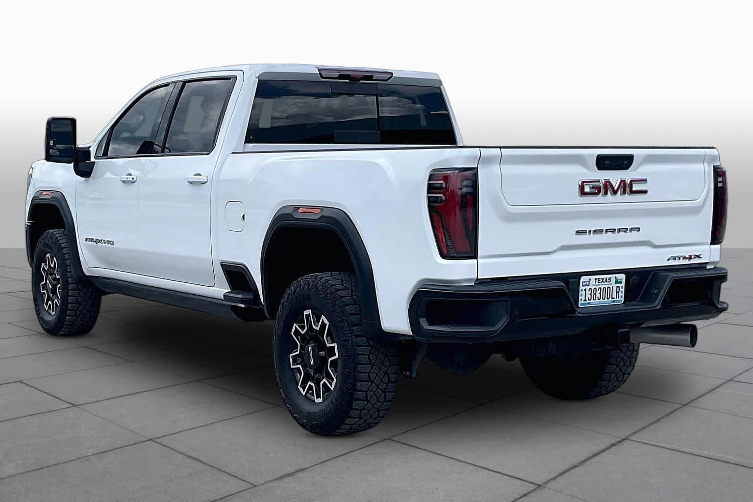 Certified 2025 GMC Sierra 2500 AT4X AWD/4WD image 11