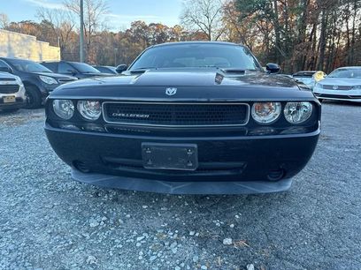 Used 2010 Dodge Challenger SE