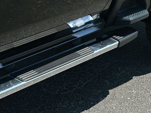 Used 2022 GMC Sierra 2500 AT4 w/ AT4 Preferred Package image 34