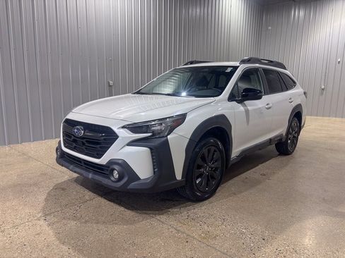 Used 2023 Subaru Outback Onyx Edition w/ Popular Package #2 image 1