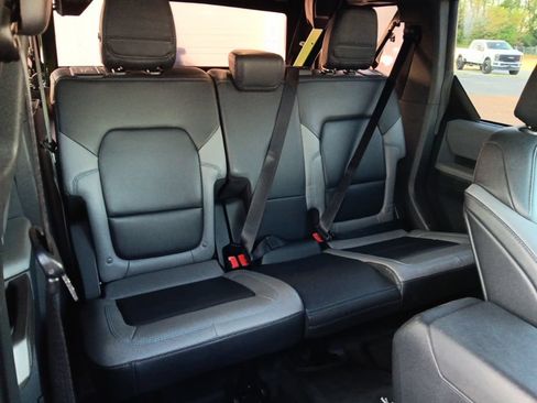 Used 2022 Ford Bronco Black Diamond AWD/4WD image 37