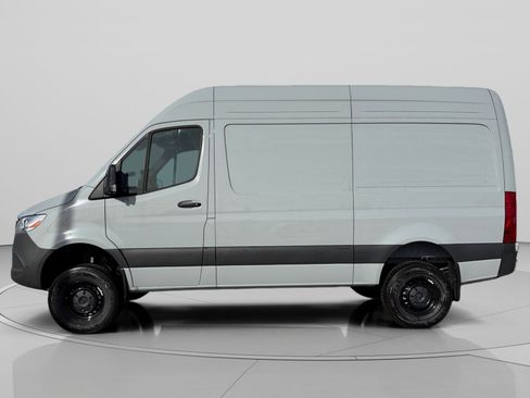 New 2025 Mercedes-Benz Sprinter 2500 image 2