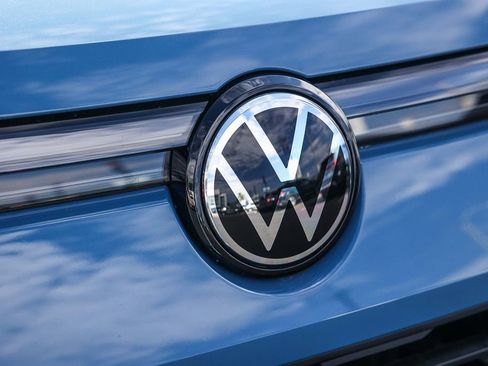 New 2026 Volkswagen Tiguan SE image 15