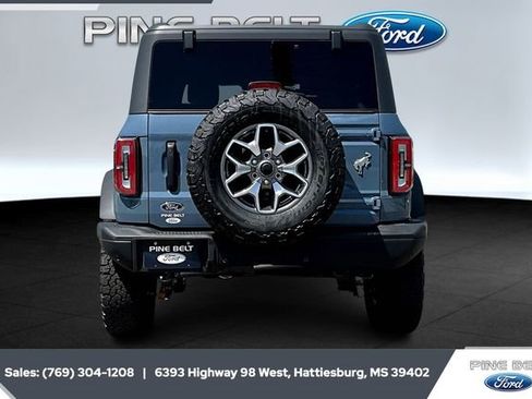 New 2025 Ford Bronco Badlands image 3