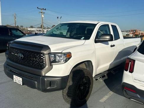 Used 2020 Toyota Tundra SR image 2
