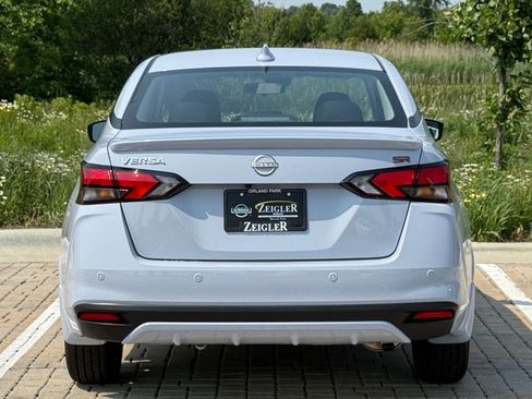 Used 2025 Nissan Versa SR w/ Trunk Package image 5