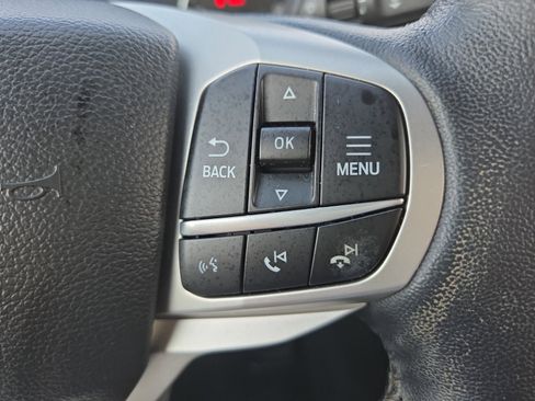 Certified 2022 Ford Explorer XLT w/ Equipment Group 202A image 15