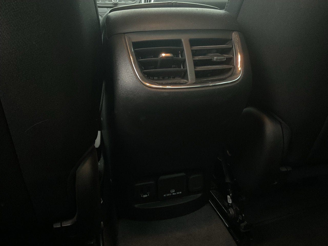 Used 2018 Chevrolet Malibu LT FWD image 10