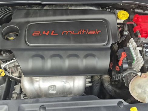 Used 2019 Jeep Compass Latitude w/ Popular Equipment Group image 15