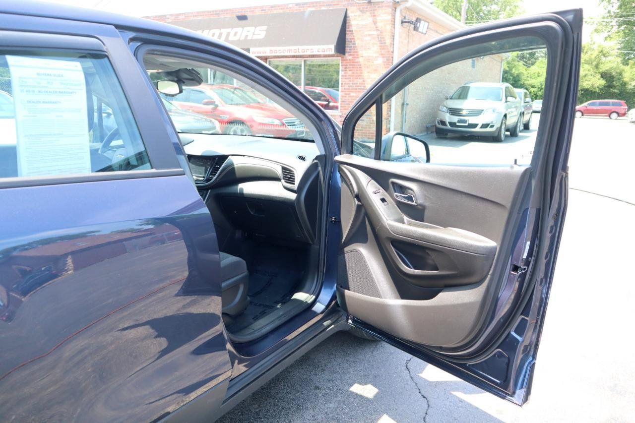 Used 2018 Chevrolet Trax LS FWD image 10
