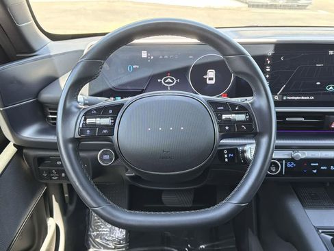 Used 2023 Hyundai Ioniq 6 SEL image 11