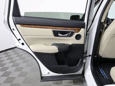 Used 2022 Honda CR-V Touring image 16