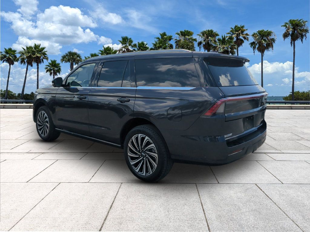 Used 2025 Lincoln Navigator Black Label AWD/4WD image 6