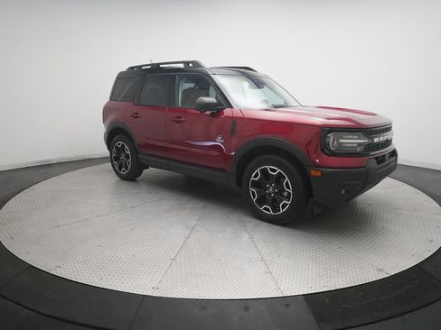 Used 2025 Ford Bronco Sport Outer Banks w/ Outer Banks Tech Package+ AWD/4WD image 35
